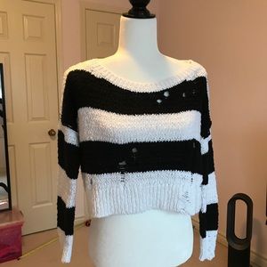 Hollister women Sweater
Size XS